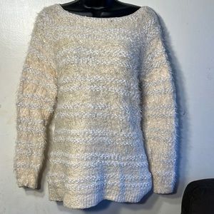Mirumi Women’s Ivory White Cozy Fluffy Sweater with sequins! Size Large